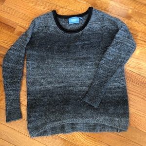 Bundle 3/$15 - Simply Vera Fuzzy Sweater